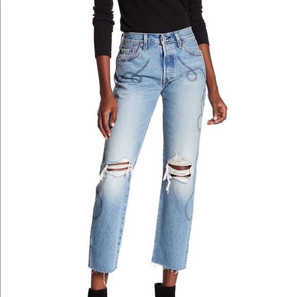 sold // NWT levi’s 501 rare distressed crop jeans - Picture 8 of 8